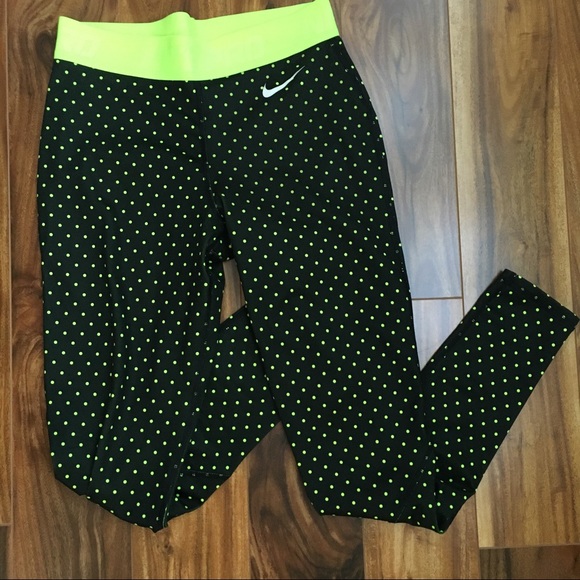 Nike Pants - Nike Pro leggings